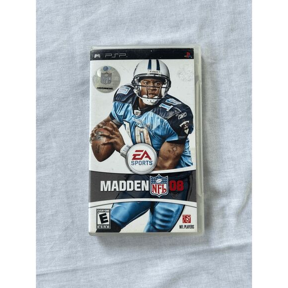 Madden NFL 08 PlayStation Portable Game, With Case and Manual - Picture 1 of 3